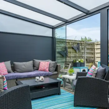 Weather-resistant Bosco verandas for gardens