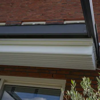 Durable Verdeca veranda offering year-round outdoor protection