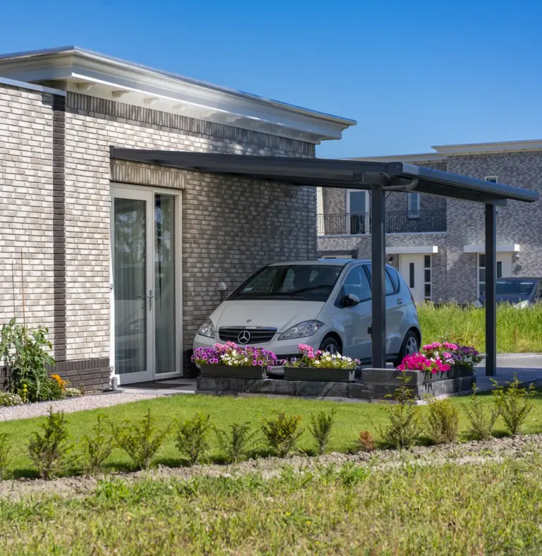Custom-sized Nebbiolo car portsfor a perfect fit in any outdoor space