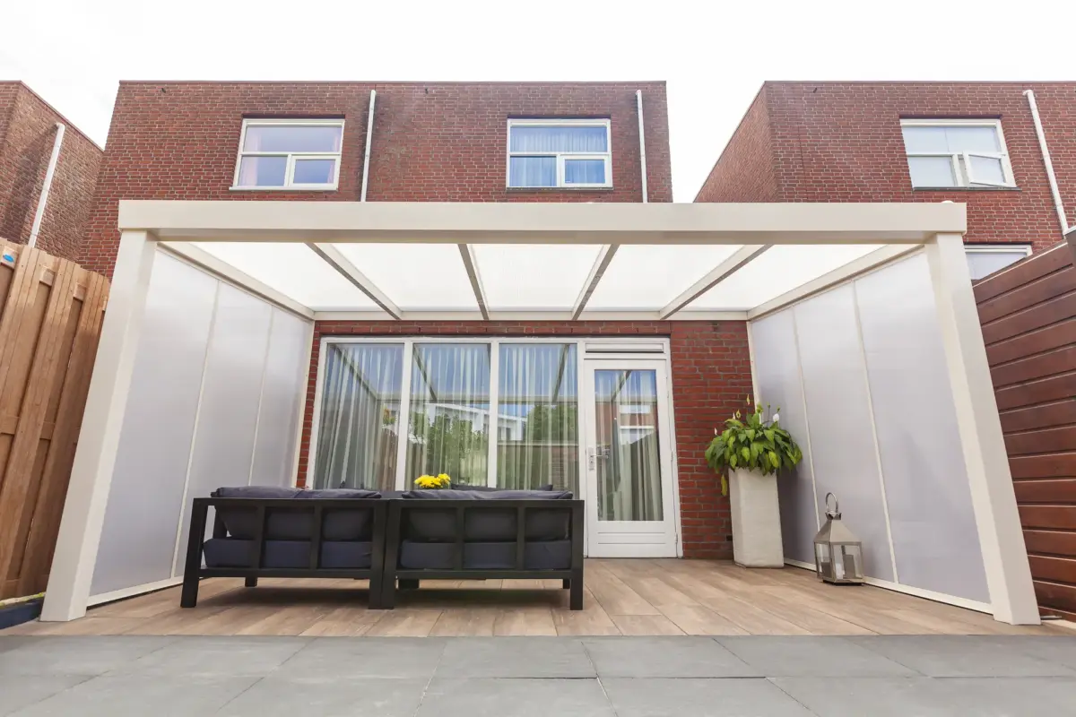 Elegant Giallo veranda with versatile size options from Designer Verandas