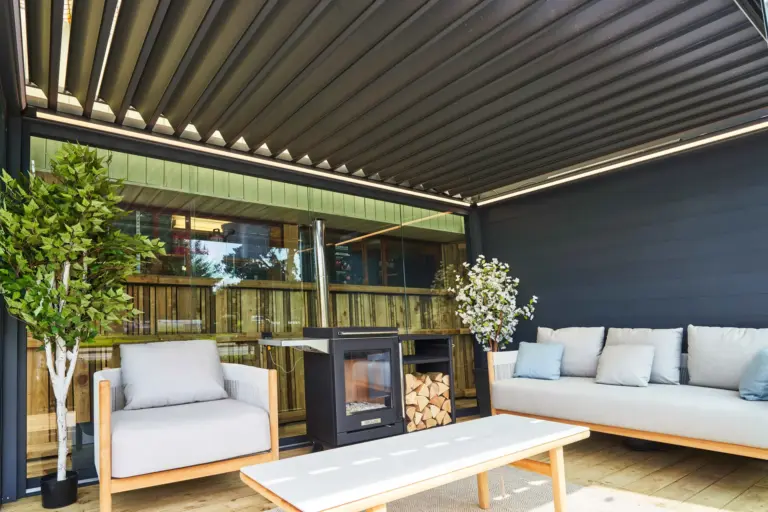 Elegant Pinela veranda enhancing garden aesthetics by Designer Verandas