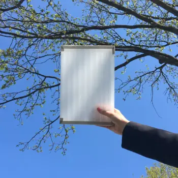 Solar control sheets provide light diffusion and temperature control by blocking infrared solar waves while keeping light transmission high.