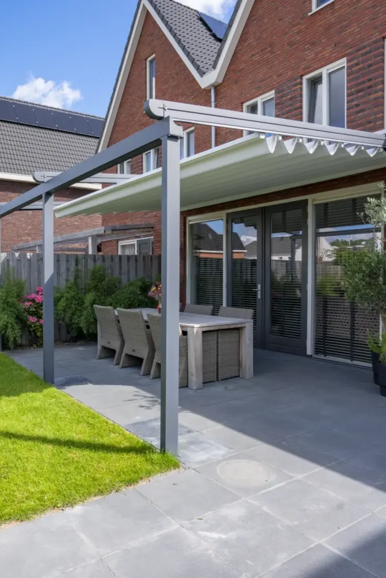 Verdeca veranda by Designer Verandas with sleek and minimalist design and motorised roof